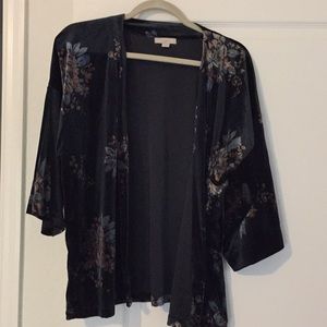 Ann Taylor loft velvet kimono